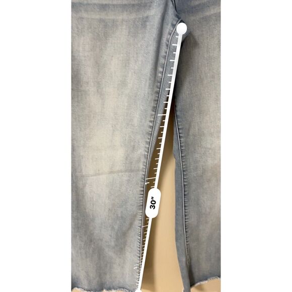 Democracy "Ab" Technology flare jeans in a light wash with raw hem. Size 12. - Picture 6 of 7